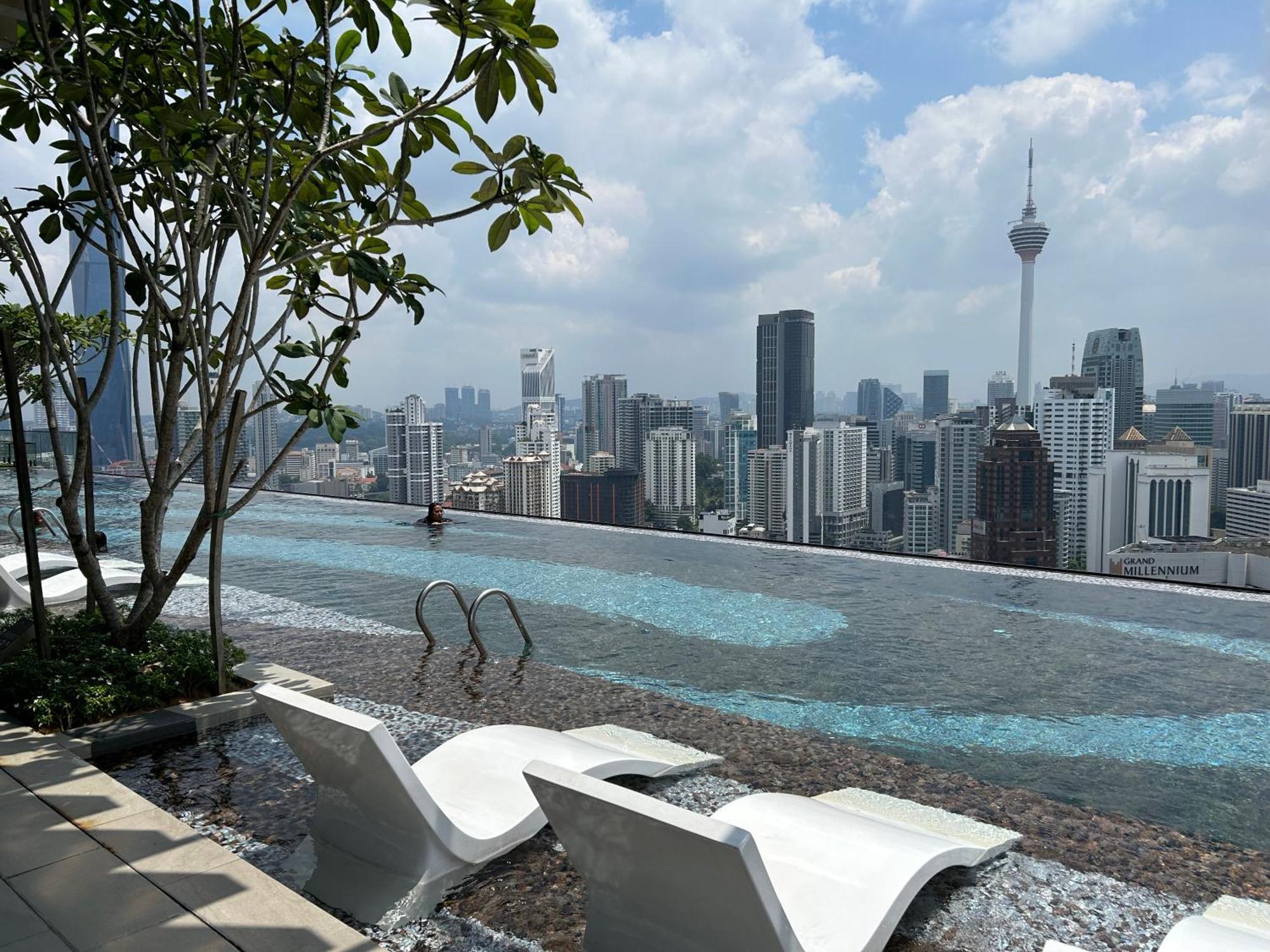 Axon Residence At Pavilion Klcc Kl Tower View By Kimiro Kuala Lumpur Exterior photo